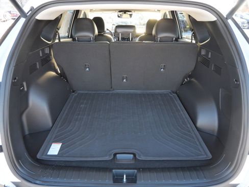 Certified 2023 Hyundai Tucson Limited image 18