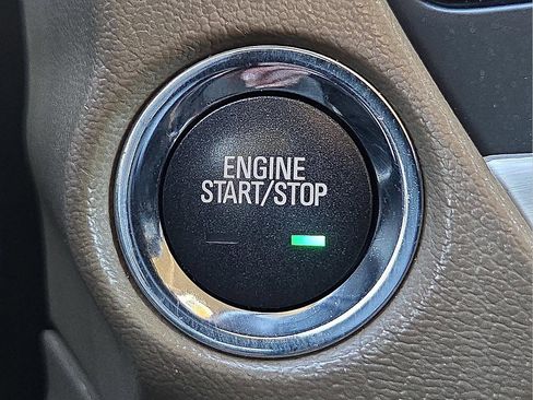 Used 2020 GMC Yukon SLT w/ Premium Edition image 20