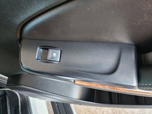 Used 2019 Chevrolet Tahoe Premier w/ Premier Plus Edition image 66