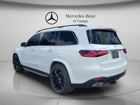 New 2026 Mercedes-Benz GLS 580 4MATIC image 2