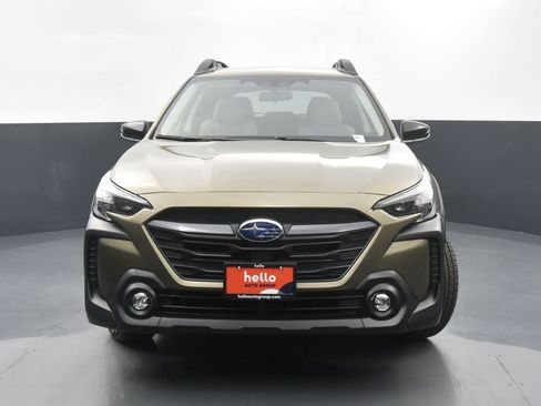 Used 2024 Subaru Outback Premium image 3