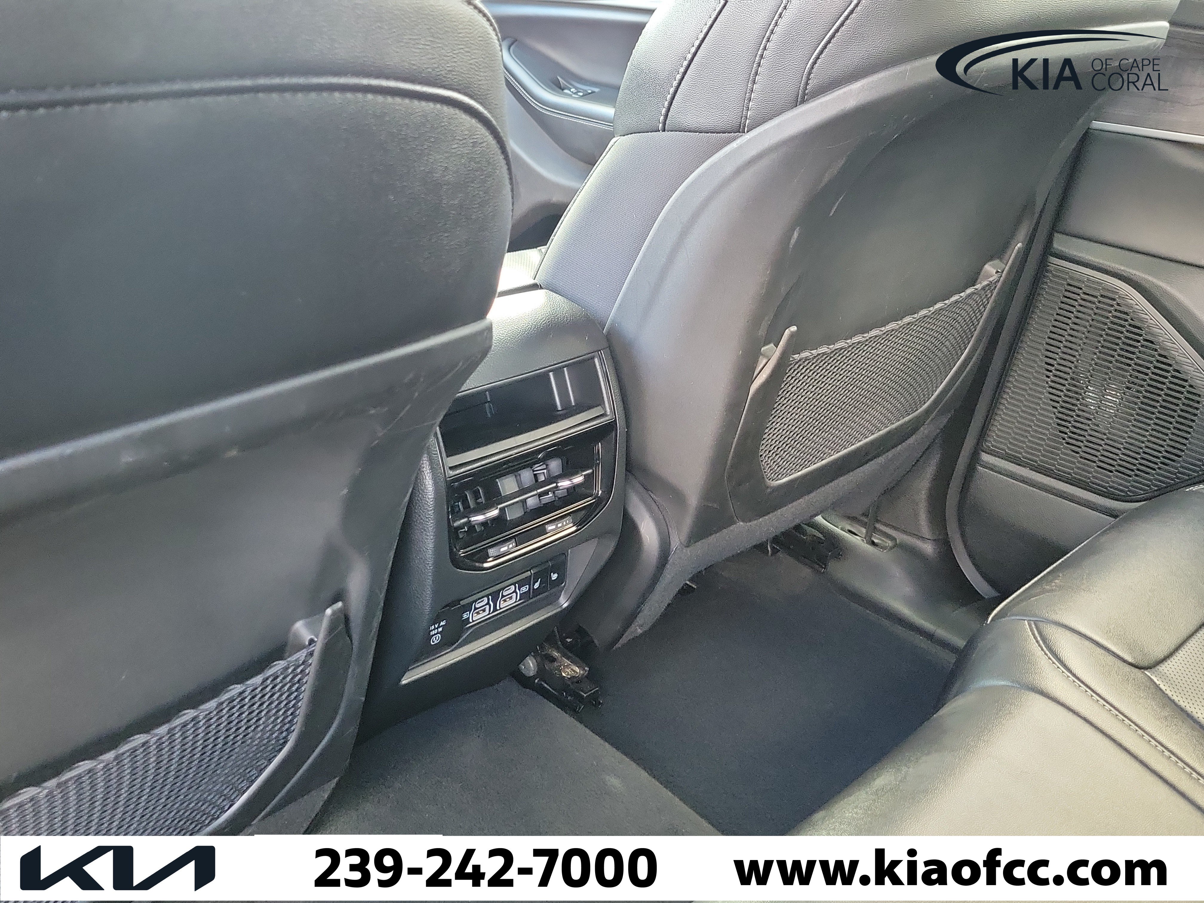 Used 2024 Jeep Grand Cherokee Limited w/ Luxury Tech Group II AWD/4WD image 14