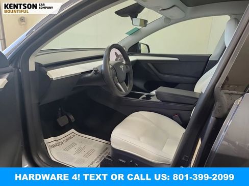 Used 2023 Tesla Model Y Long Range AWD/4WD image 8