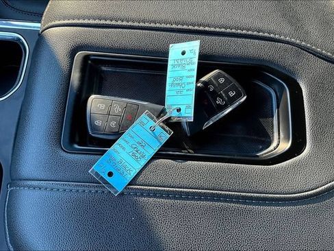 Used 2022 Chevrolet Silverado 1500 RST w/ RST All Star Premium Package AWD/4WD image 36