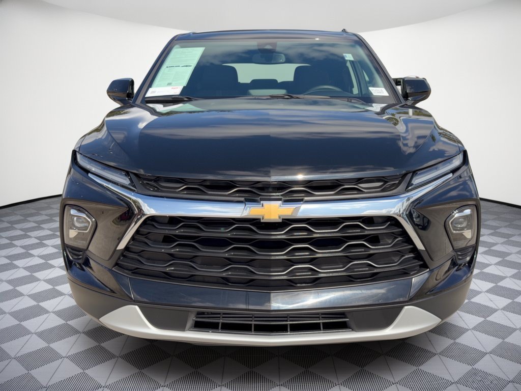 Used 2024 Chevrolet Blazer LT w/ Convenience Package FWD image 6