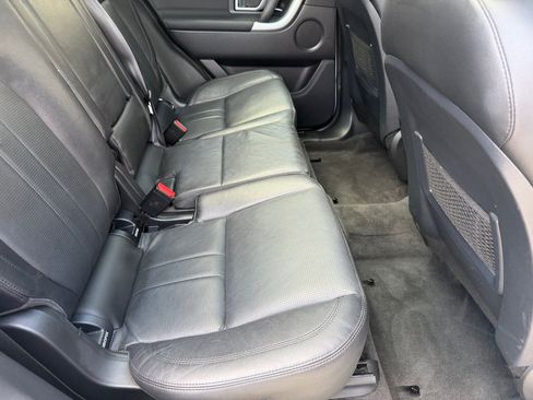 Used 2018 Land Rover Discovery Sport HSE AWD/4WD image 21