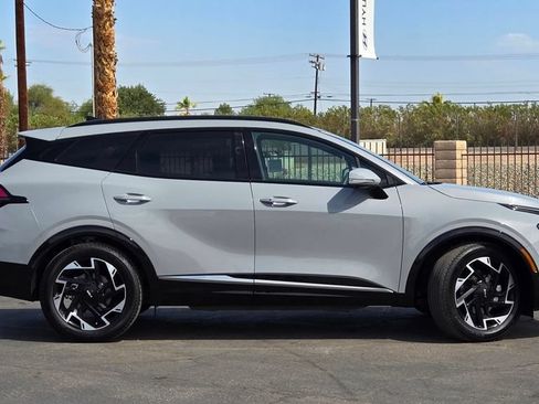 Used 2025 Kia Sportage SX FWD image 3