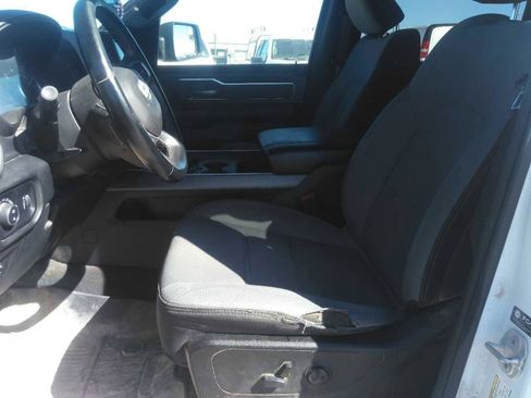 Used 2022 RAM 1500 Big Horn AWD/4WD image 6