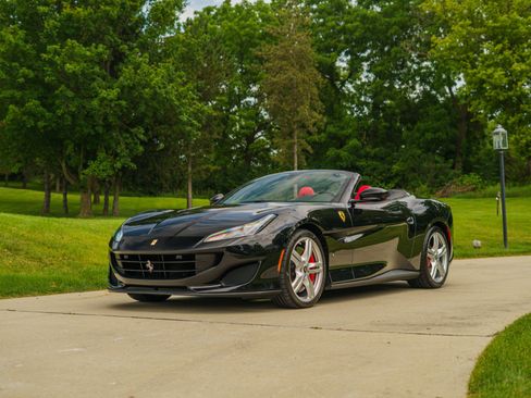 Used 2019 Ferrari Portofino RWD image 89