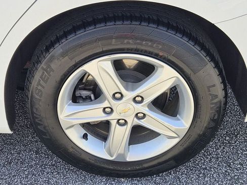 Used 2024 Chevrolet Malibu LT FWD image 10