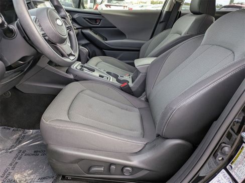 Used 2024 Subaru Crosstrek 2.0i Premium image 17