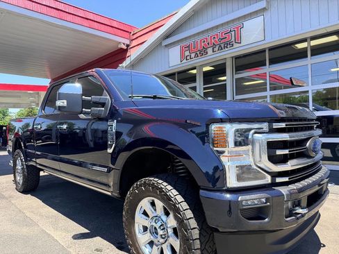 Used 2022 Ford F350 Platinum AWD/4WD image 16
