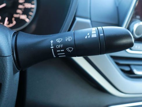 Used 2024 Nissan Altima 2.5 SR image 22