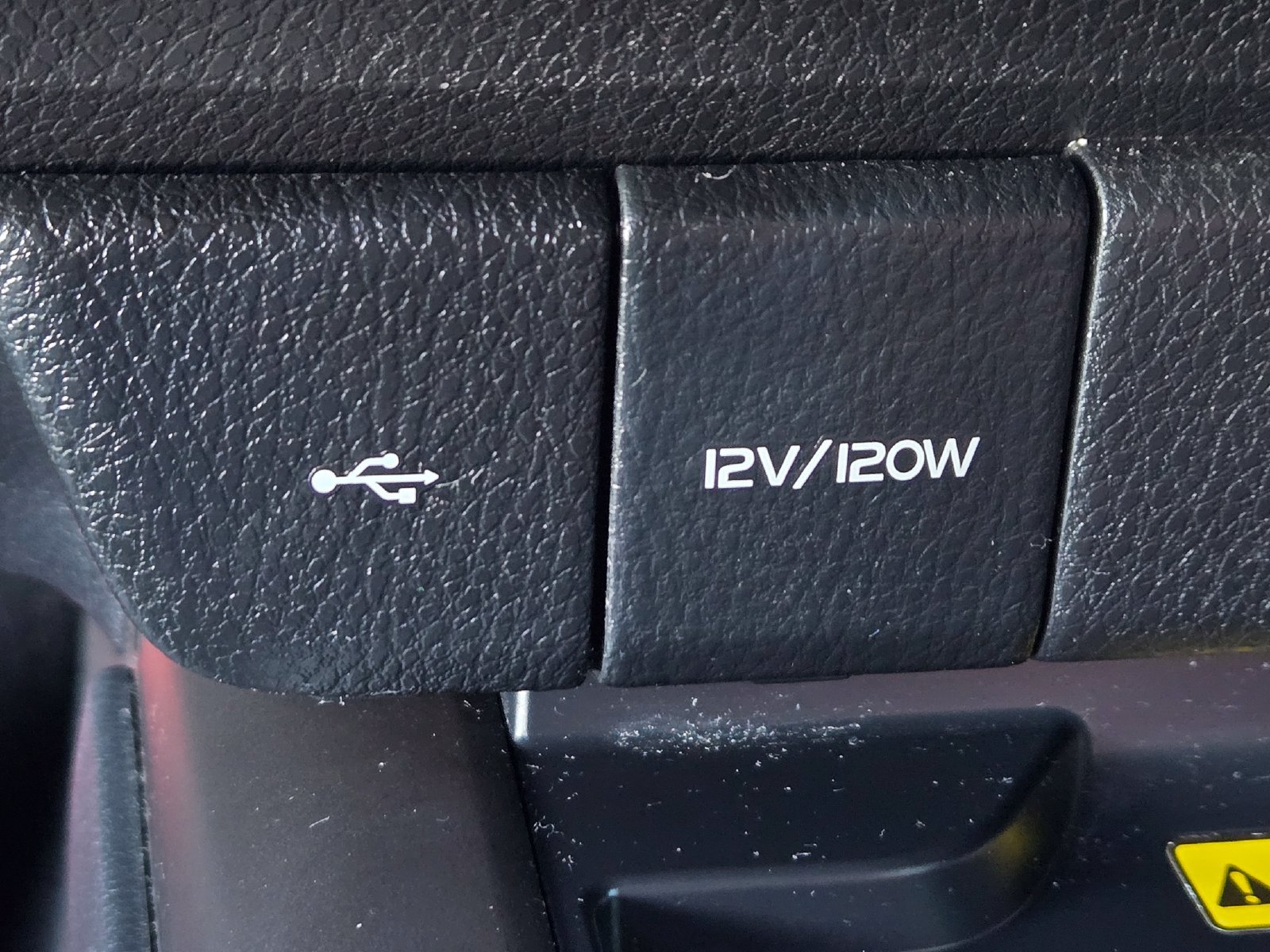 Used 2022 Toyota Camry XSE FWD image 18