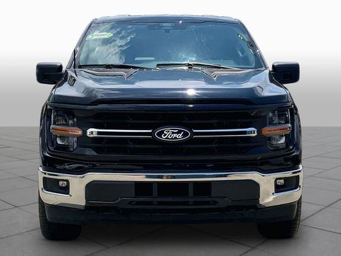 Used 2025 Ford F150 XLT w/ Equipment Group 301A Standard AWD/4WD image 4