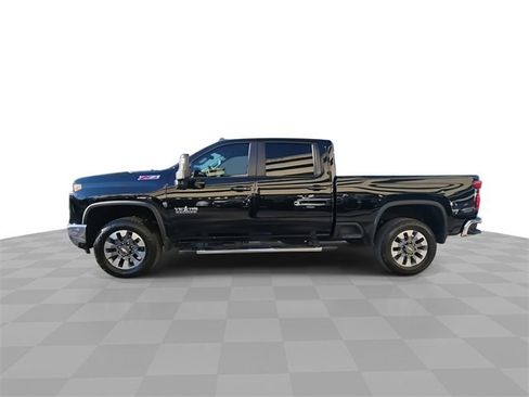 Used 2024 Chevrolet Silverado 2500 LT w/ Texas Edition image 5