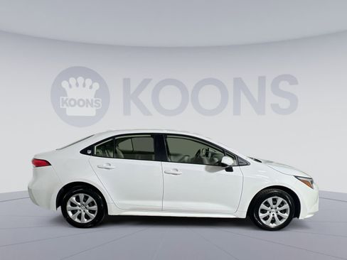 Used 2023 Toyota Corolla LE image 8