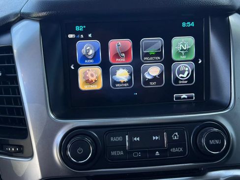 Used 2020 Chevrolet Suburban LT AWD/4WD image 44