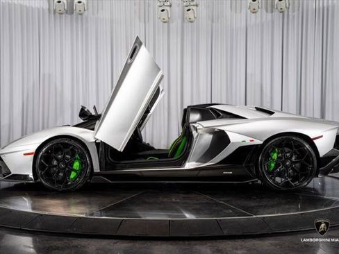 Used 2022 Lamborghini Aventador LP 780-4 Ultimae AWD/4WD image 22