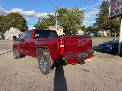 Used 2019 GMC Sierra 2500 Denali w/ Duramax Plus Package AWD/4WD image 3