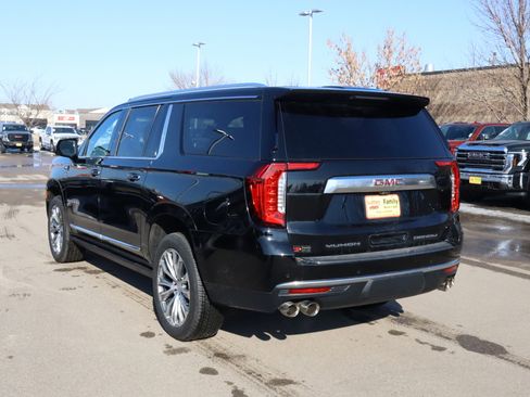 Certified 2022 GMC Yukon XL Denali w/ Denali Premium Package image 5