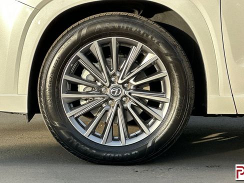 Used 2024 Lexus TX 350 AWD image 37