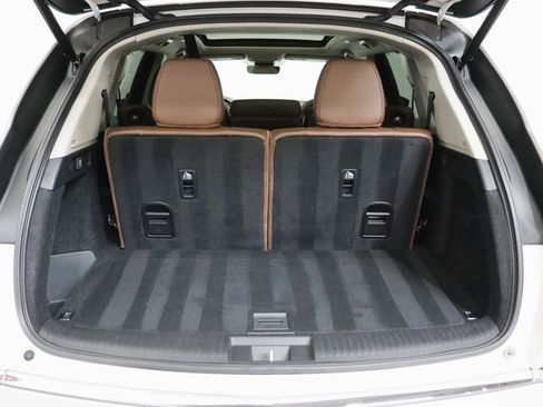Used 2023 Acura MDX SH-AWD w/ Technology Package image 29
