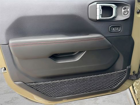 New 2026 Jeep Wrangler Unlimited Rubicon w/ Safety Group image 21