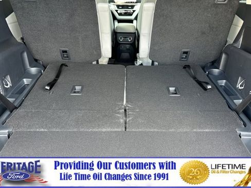 New 2025 Ford Explorer Active w/ Active Comfort Package image 16