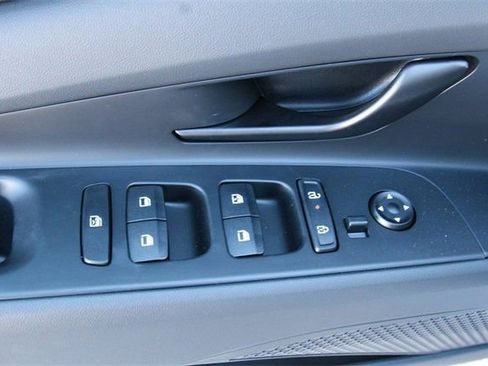 Certified 2026 Hyundai Elantra Sport image 12