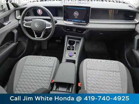 Used 2025 Volkswagen Tiguan S image 23