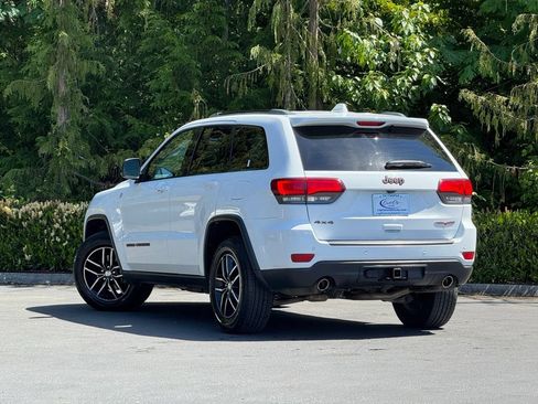 Used 2018 Jeep Grand Cherokee Trailhawk w/ Trailhawk Luxury Group AWD/4WD image 7
