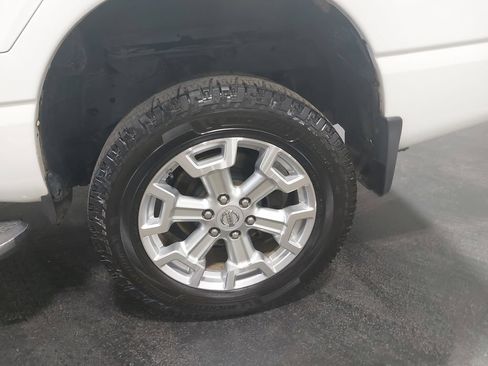 Used 2017 Nissan Titan SV AWD/4WD image 90