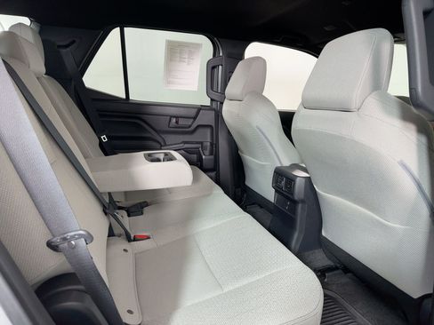 Used 2025 Toyota 4Runner SR5 image 29