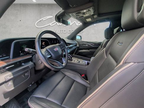 Certified 2021 Cadillac Escalade Premium Luxury image 19