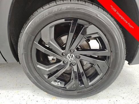 Used 2022 Volkswagen Atlas SE image 10