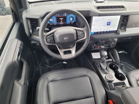 New 2025 Ford Bronco Badlands image 32