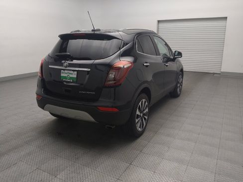 Used 2021 Buick Encore Preferred FWD image 5