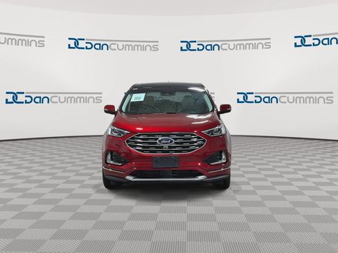 Used 2019 Ford Edge Titanium w/ Equipment Group 301A AWD/4WD image 3