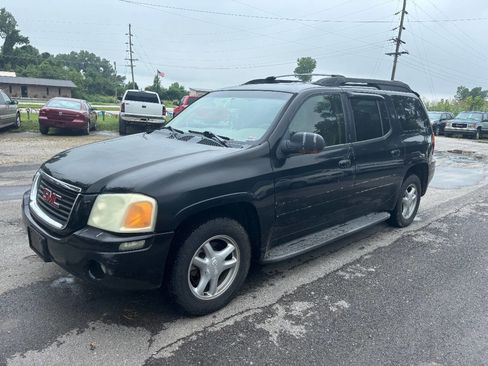 Used 2002 GMC Envoy XL SLT image 1