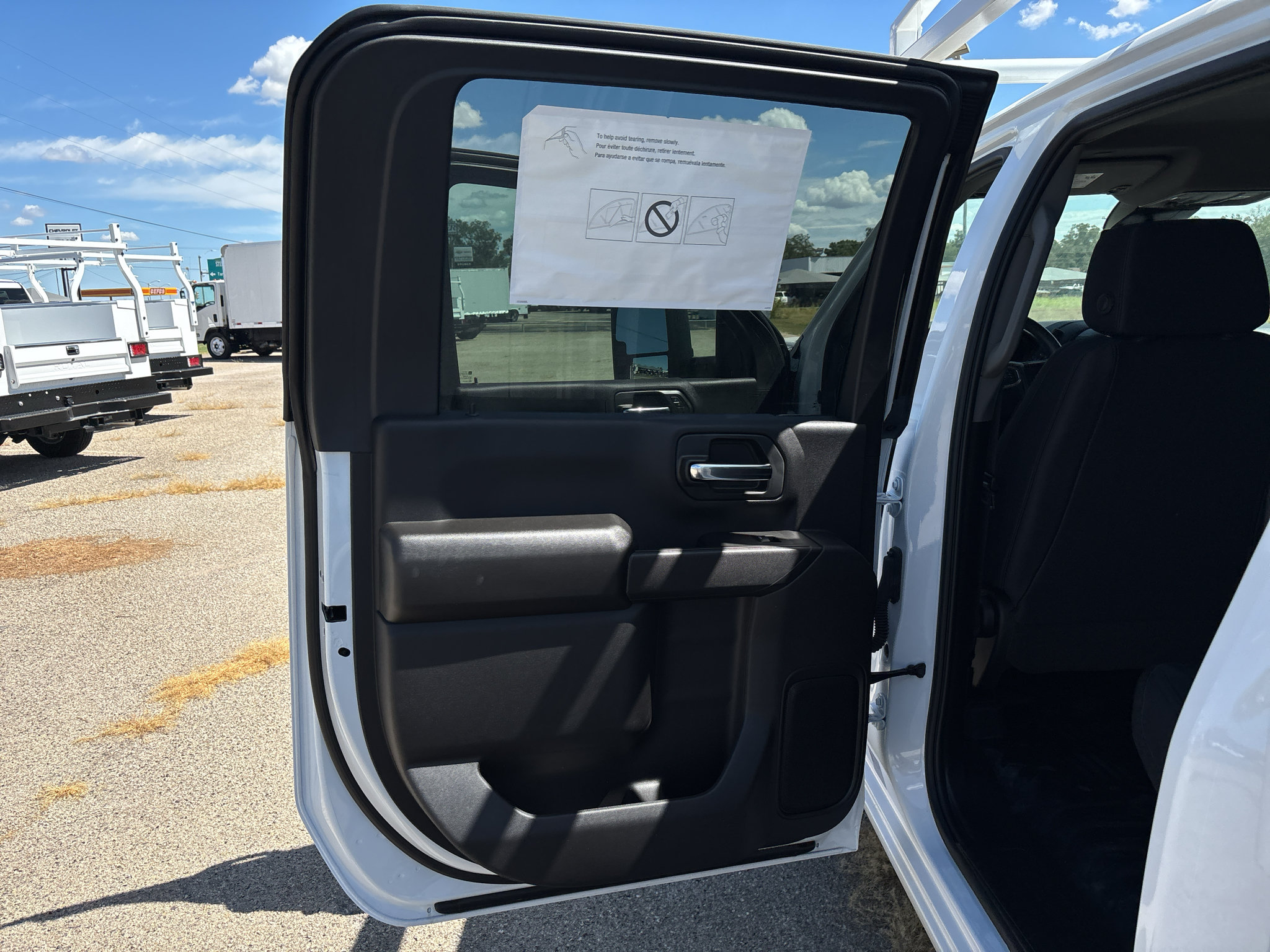 Used 2026 GMC Sierra 2500 Pro w/ Convenience Package AWD/4WD image 18