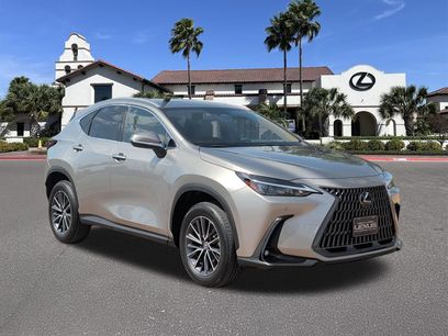 Used 2025 Lexus NX 250 FWD w/ Towing Package (2000 Lbs)