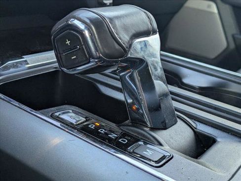 Used 2021 Ford F150 Lariat AWD/4WD image 8