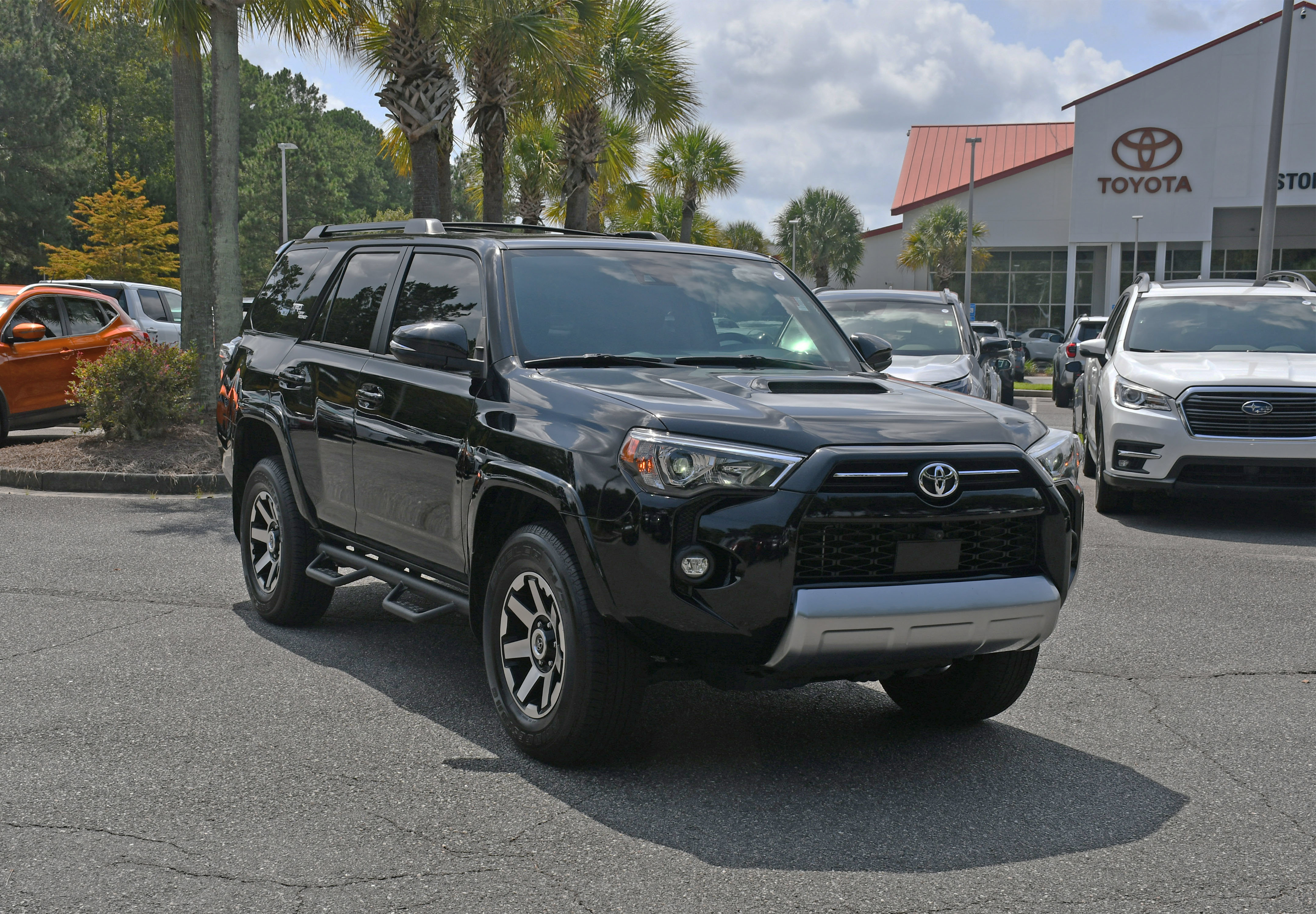 Certified 2024 Toyota 4Runner TRD Off-Road Premium AWD/4WD image 6