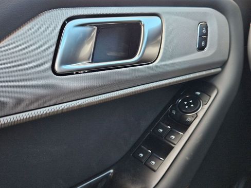 New 2026 Ford Explorer Active w/ Active Comfort Package image 14