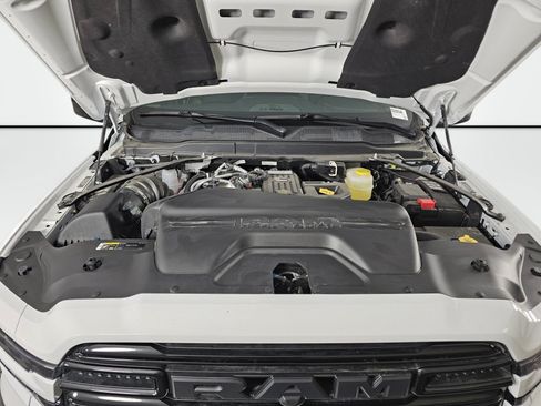 New 2026 RAM 2500 Laramie w/ Night Edition AWD/4WD image 13
