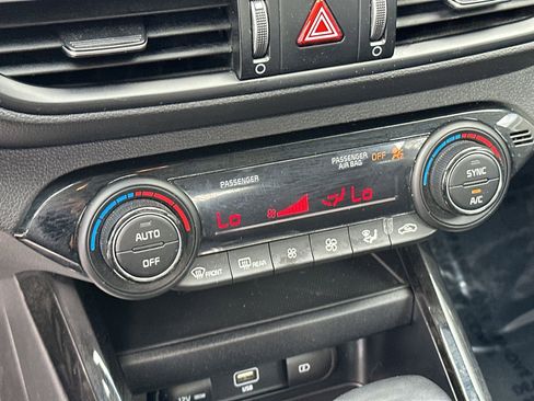 Certified 2023 Kia Forte GT-Line w/ GT-Line Technology Package FWD image 16