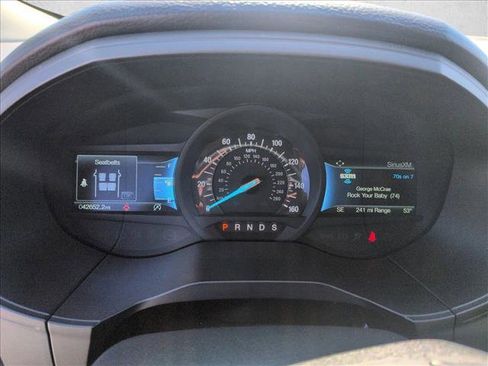 Used 2024 Ford Edge Titanium image 11