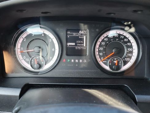Used 2024 RAM 1500 Classic SLT AWD/4WD image 16