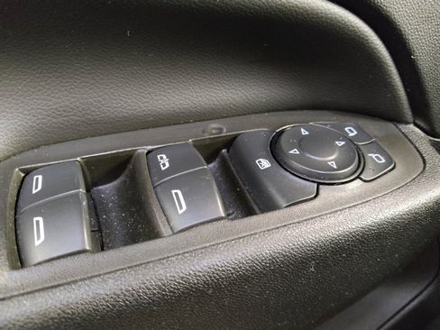 Used 2023 Chevrolet Equinox LT FWD image 27